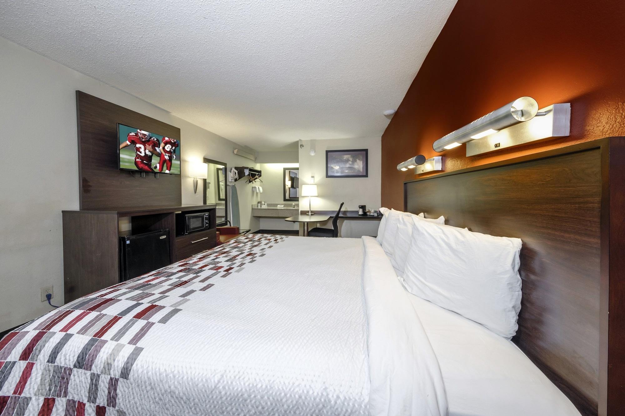 Red Roof Inn Tampa - Brandon Exterior photo