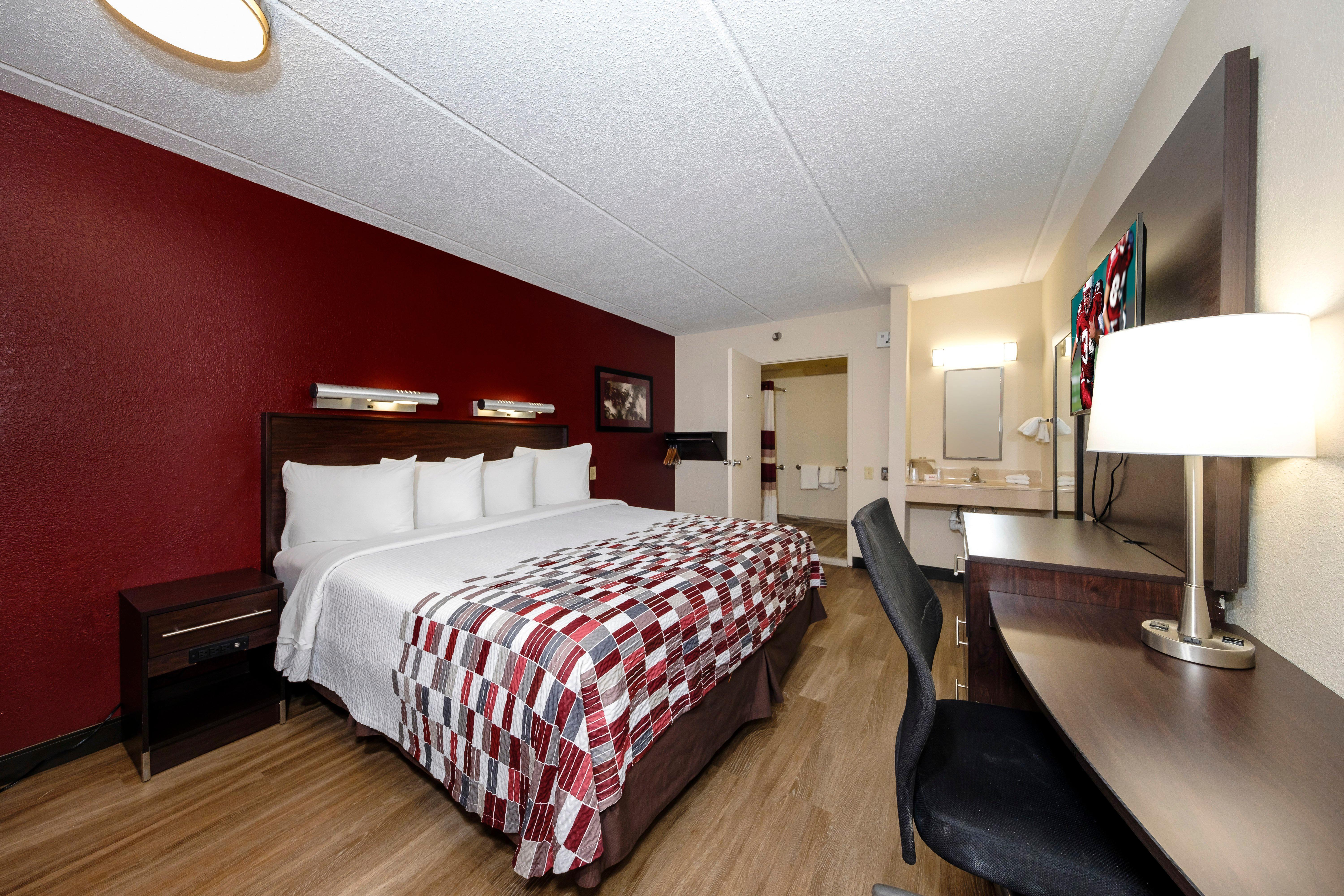 Red Roof Inn Tampa - Brandon Exterior photo