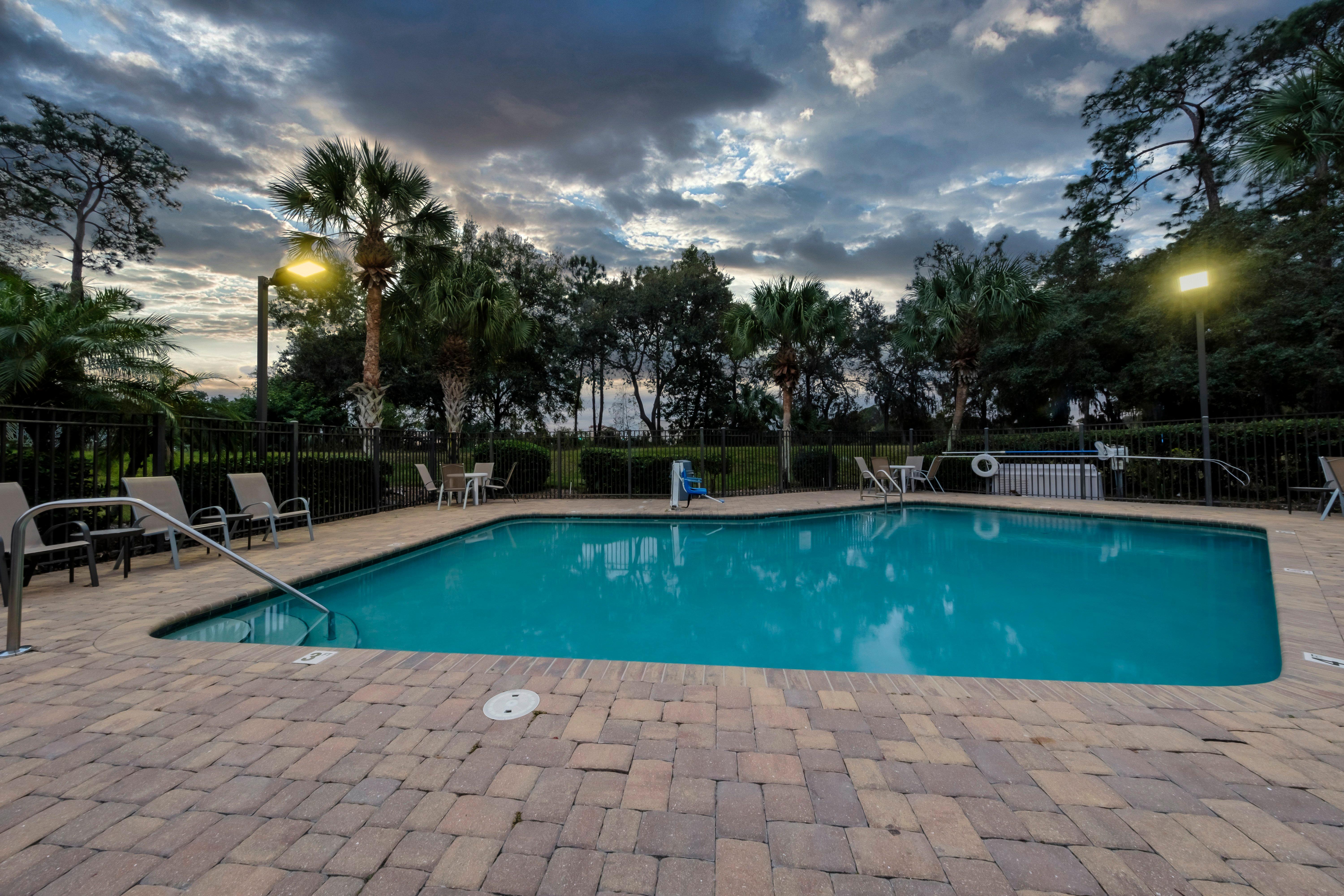 Red Roof Inn Tampa - Brandon Exterior photo
