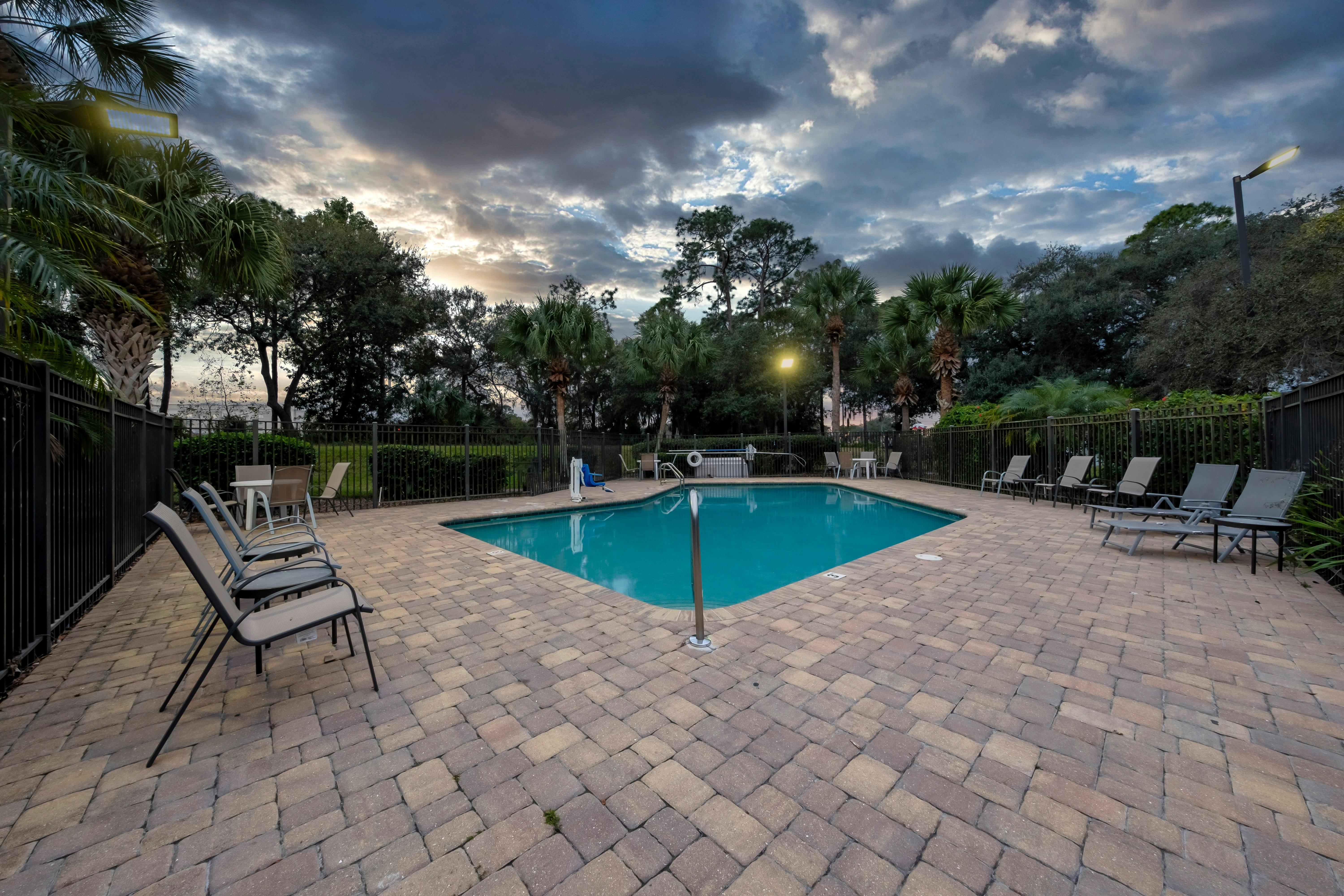Red Roof Inn Tampa - Brandon Exterior photo